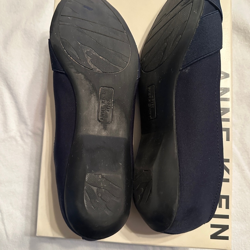 Anne Klein Womens Shoes iFlex Oleesa Size 9M Blue Pointed Ballet Flats Pre Owned - Picture 2 of 6